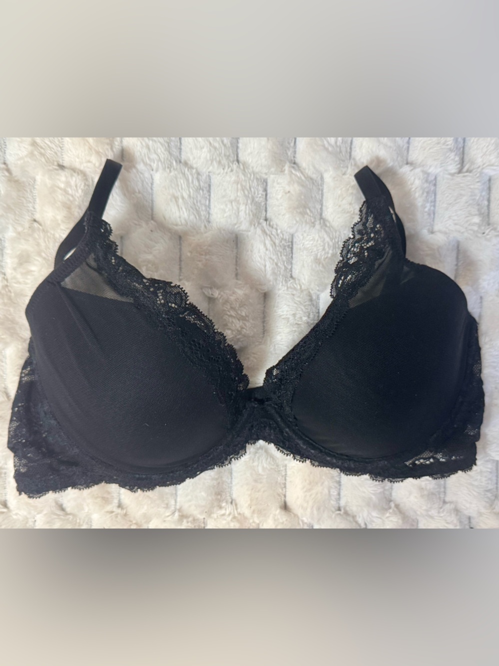 Natori Feathers Contour Plunge Bra